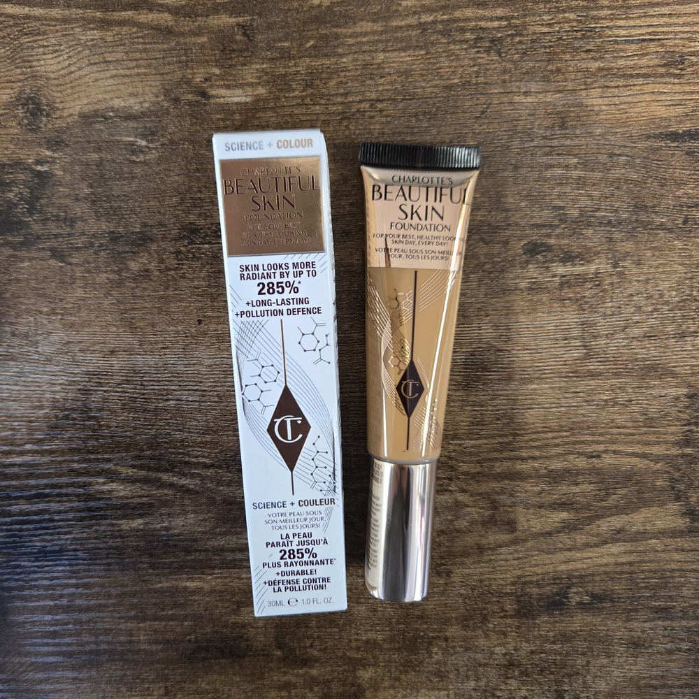 NEW Charlotte Tilbury Beautiful Skin Foundation